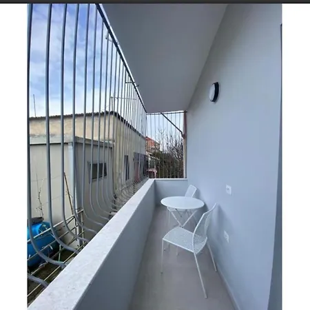 Apartman Modern In Center Tirana